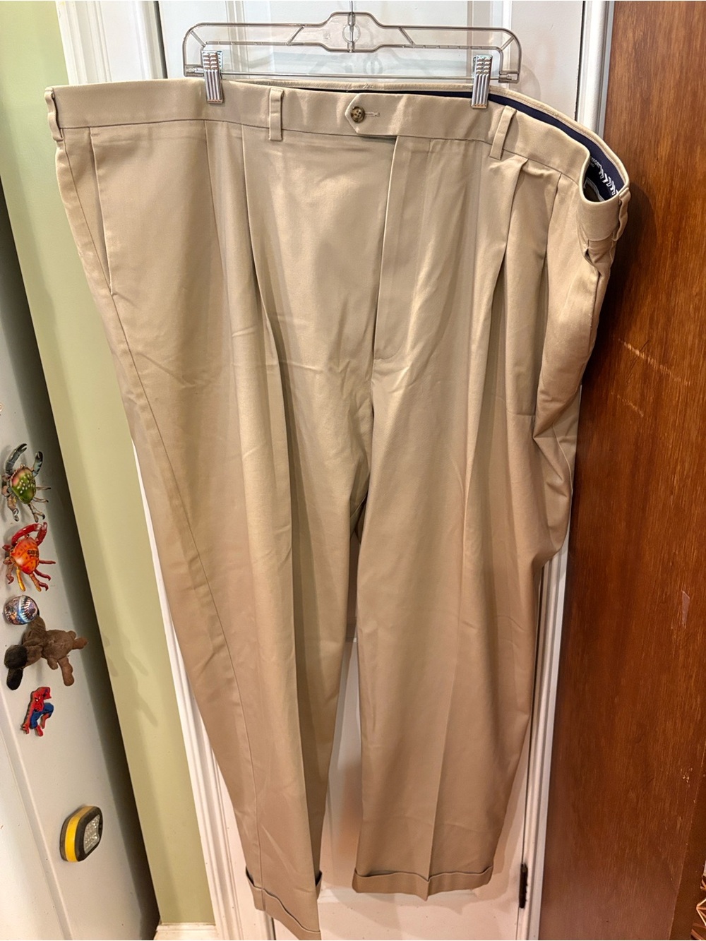 Men's Tan Dress Pants - Classic Pleated Tailored Fit. NWT 56x32 SKu TR28